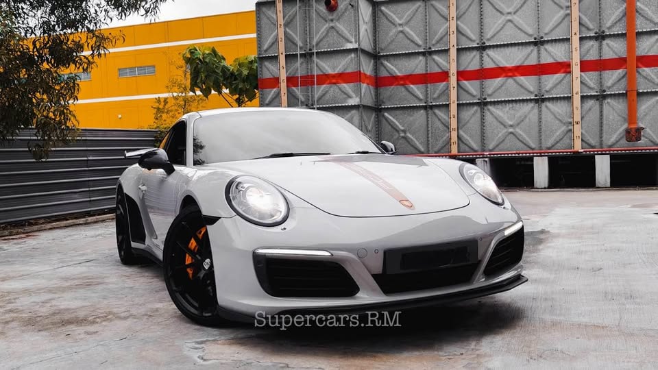 Used 2016 Porsche Carrera 991.2 C4s 3.0L For Sale