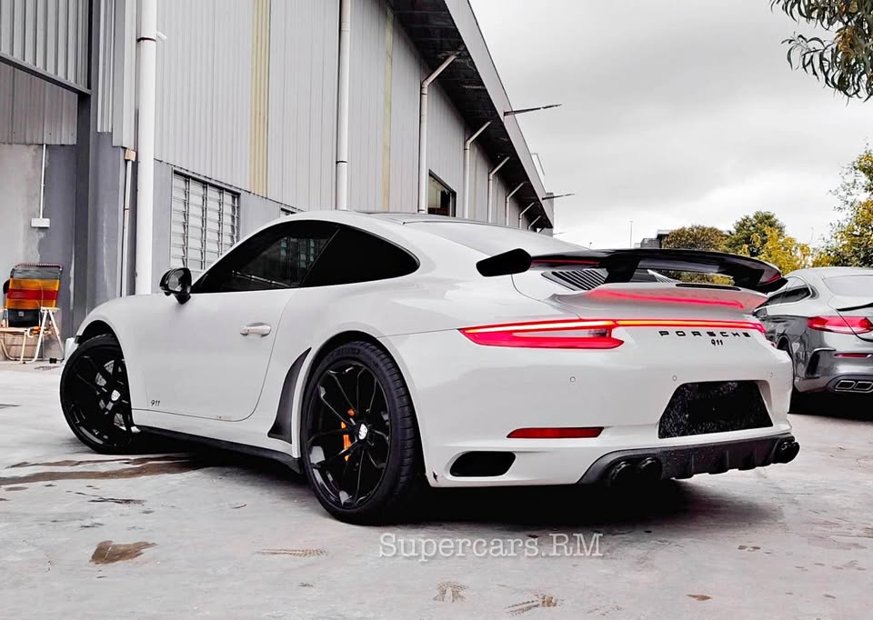 Used 2016 Porsche Carrera 991.2 C4s 3.0L For Sale