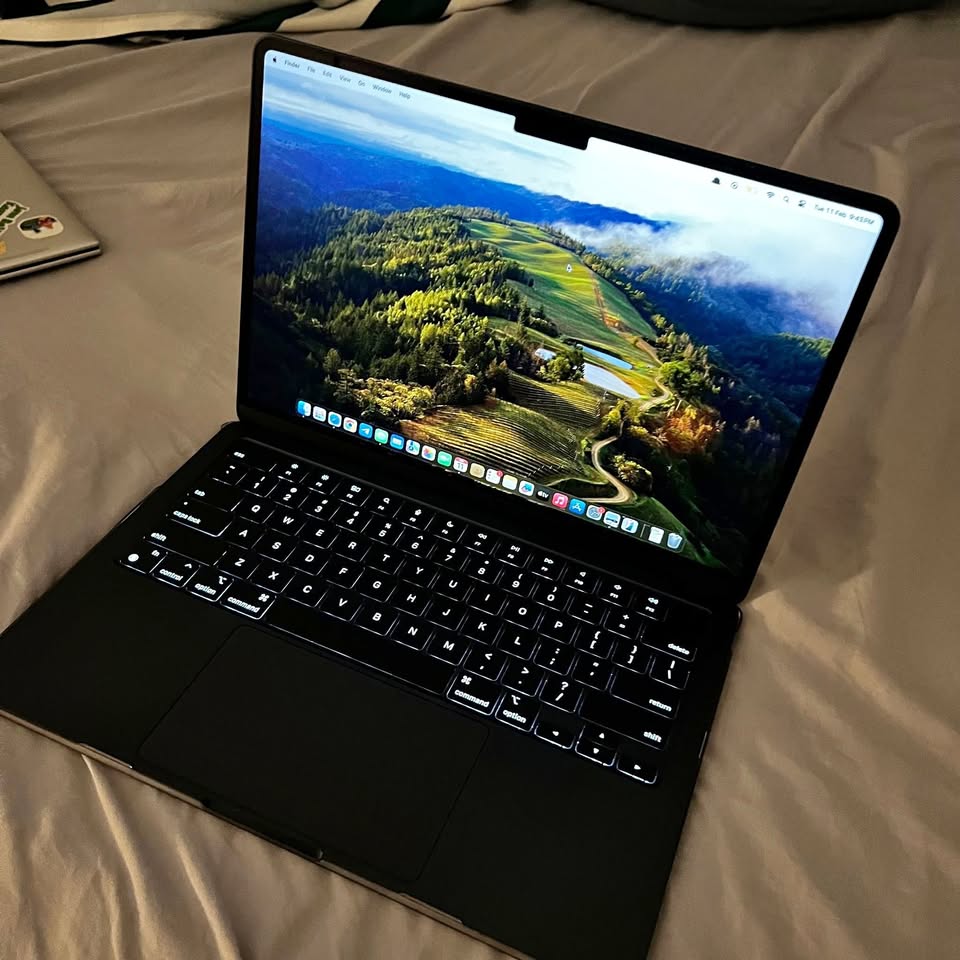 Macbook Air M2 8 256gb
